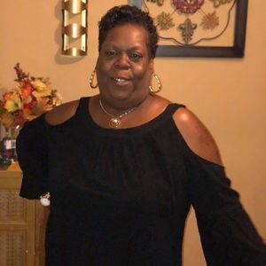 Meet your Posher, Sharon